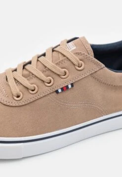 Pier One Unisex - Sneakers Laag - Brown -Pier One 3d8d930a9d594a348d328f3c83bbc354