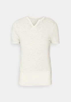 Pier One T-Shirt Basic - Off-White 10 Pier One T-Shirt Basic - Off-White -Pier One 3f645856250b4031877b3d51974213ac