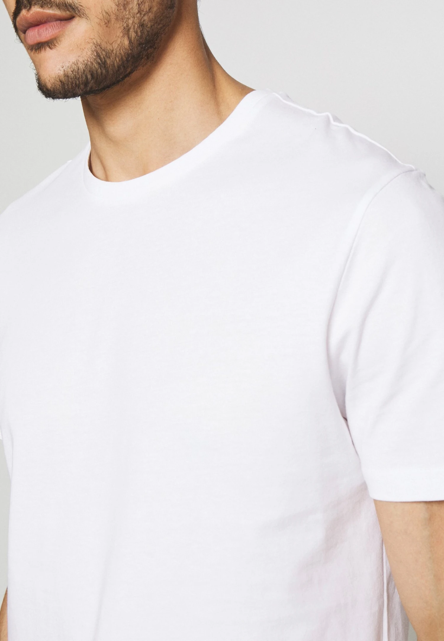 Pier One 5 Pack - T-Shirt Basic - White/Black/Bordeaux 12 Pier One 5 Pack - T-Shirt Basic - White/Black/Bordeaux - Afbeelding 10