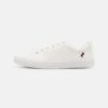 Pier One Unisex - Sneakers Laag - White 1 Pier One Unisex - Sneakers Laag - White -Pier One 4d5a85fb07034b32bc3535edb39c8bc0
