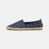 Pier One Espadrilles - Dark Blue 1 Pier One Espadrilles - Dark Blue -Pier One 56468dd4d66148158c85e50d44560372