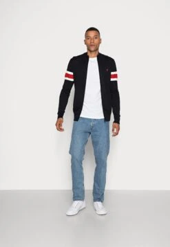 Pier One Vest - Dark Blue 8 Pier One Vest - Dark Blue -Pier One 5d5f20fe235c4c8f82a33a94a3d44576