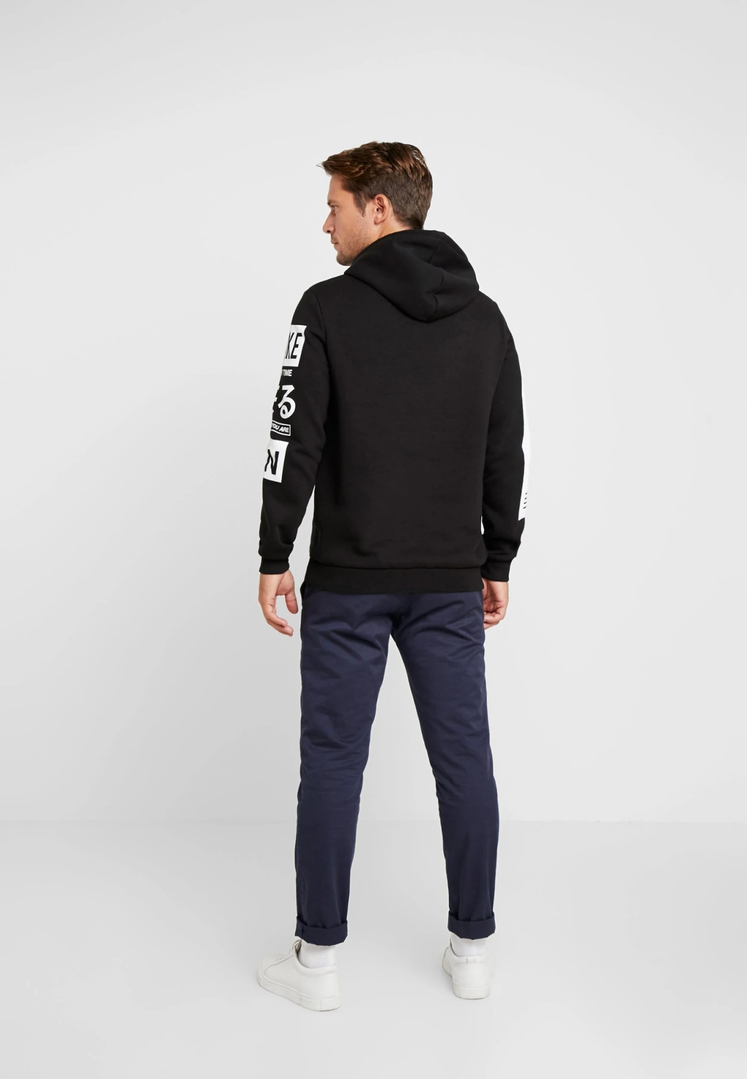 Pier One Hoodie - Black 5 Pier One Hoodie - Black - Afbeelding 3