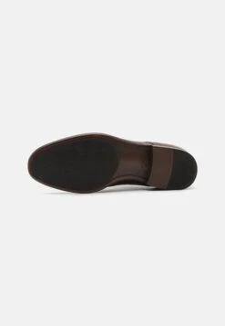 Pier One Leather - Veterschoenen - Brown 12 Pier One Leather - Veterschoenen - Brown -Pier One a2f087bc7cc6445b9717340dd10e28e1