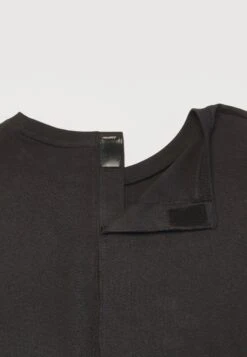 Pier One Longsleeve - Black 25 Pier One Longsleeve - Black -Pier One b436802df7964369b1ad88663ea682c5