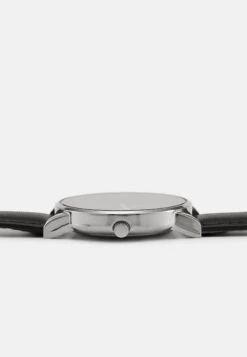 Pier One Horloge - Black/Silvercoloured 8 Pier One Horloge - Black/Silvercoloured -Pier One bd3d862d66074e7da00979f93f7842ad