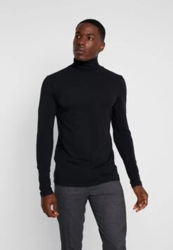 Pier One Longsleeve - Black