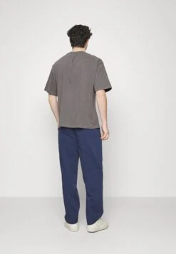 Pier One T-Shirt Basic - Dark Grey 9 Pier One T-Shirt Basic - Dark Grey -Pier One d20ab451f8be4e1c896bd962ab8d6ed9