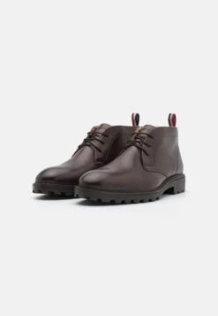 Pier One Leather - Veterschoenen - Dark Brown 9 Pier One Leather - Veterschoenen - Dark Brown -Pier One d519fd9e3bda45da99a817b902dcff62