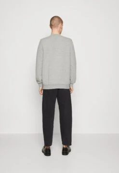 Pier One Sweater - Grey 10 Pier One Sweater - Grey -Pier One f8ad48c00c0a42569720e7e36cf2556b